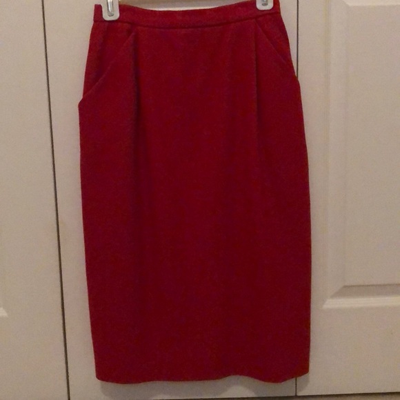 Carlisle Dresses & Skirts - Vintage Carlisle Red Wool Kick Back Skirt SZ 4